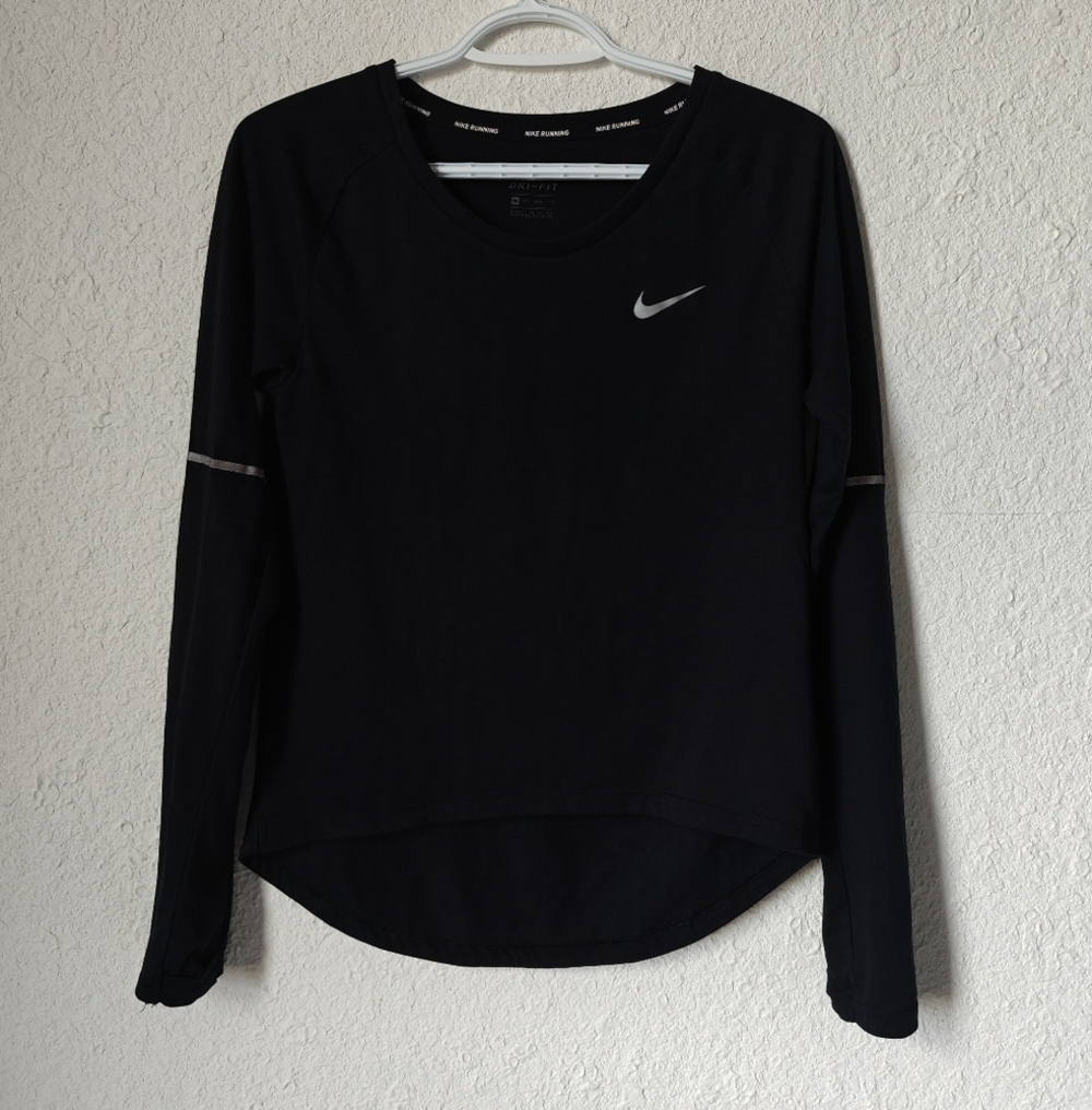 NIKE Women's Athletic Top